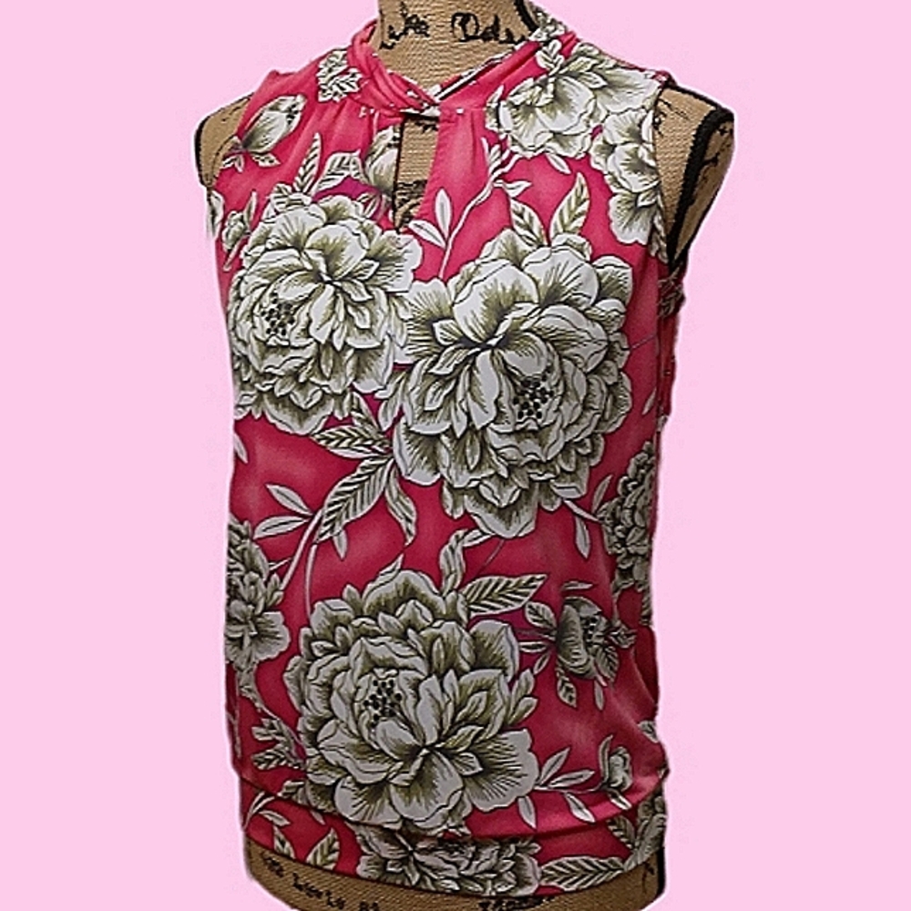 Sleeveless Blouse